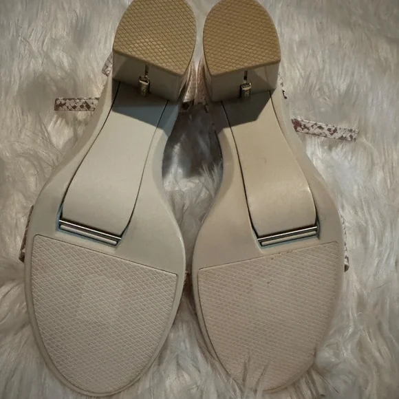 Pashion Footwear Pashionista convertible sandal in Ivory Snakeskin, size 9 - Picture 3 of 6